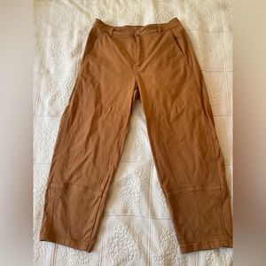 Everlane utility barrel pant size 12